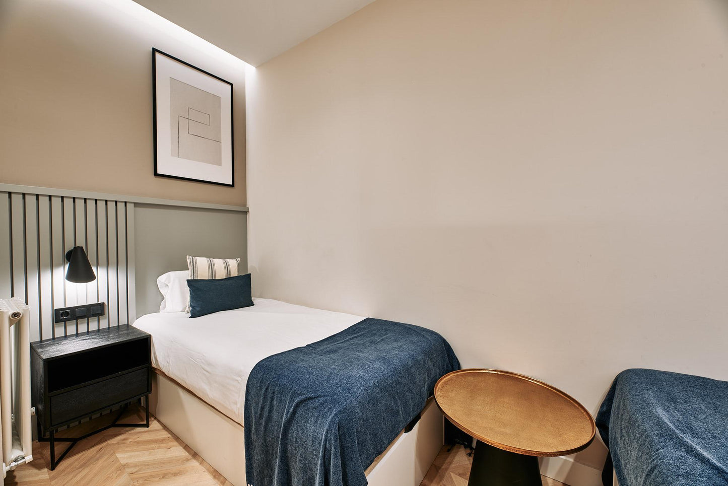 Piso de lujo en Madrid con estilo contemporáneo en Sol en Calle Tetuán