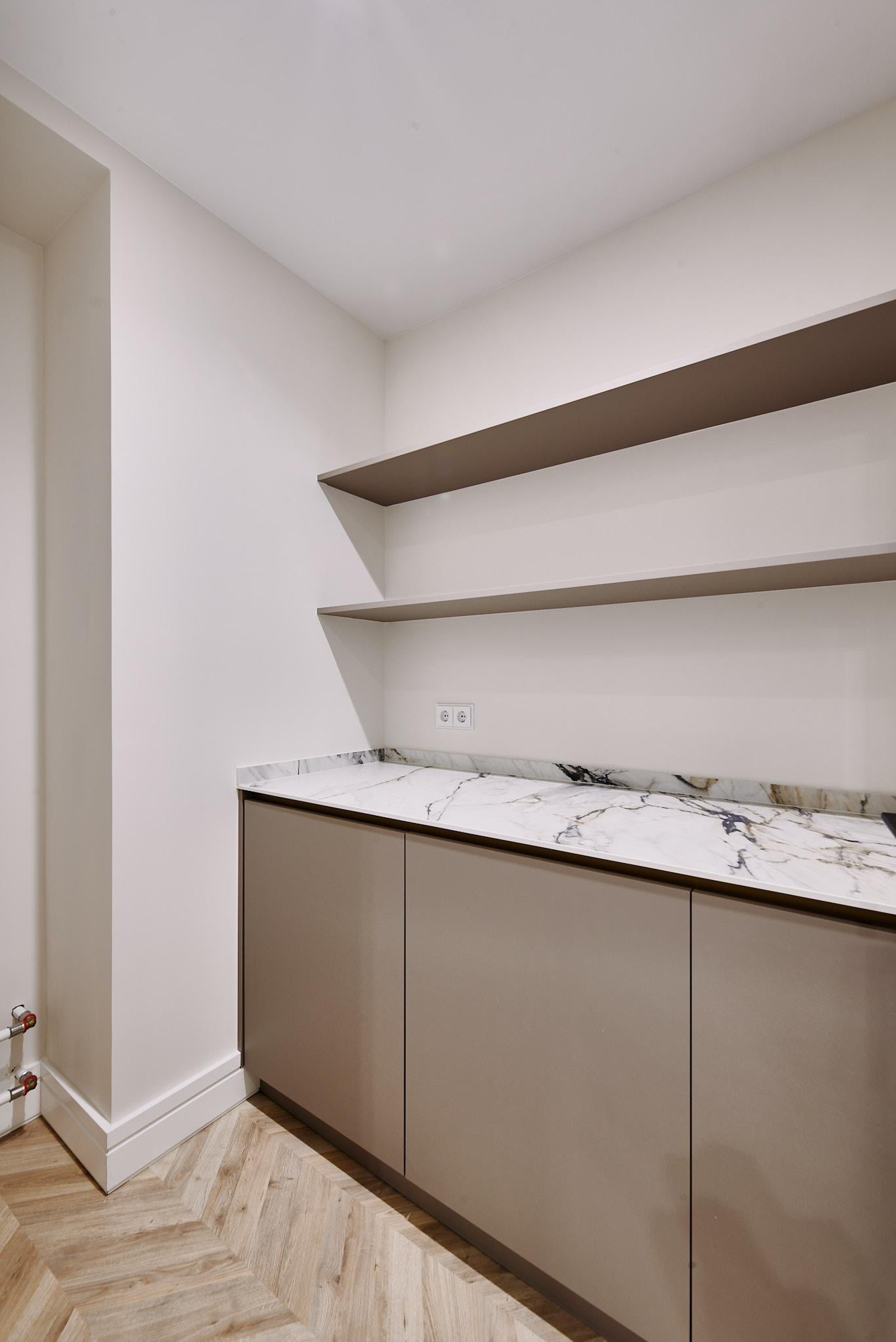 Piso de lujo en Madrid con diseño contemporáneo en Calle Diego de León