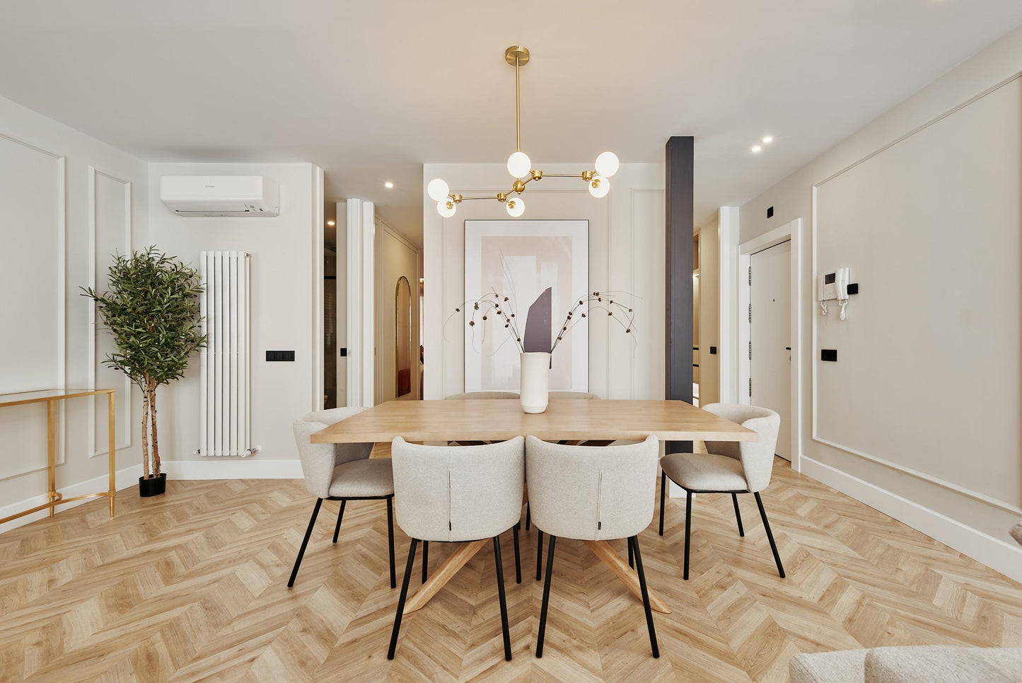 Piso de lujo en Madrid con diseño elegante en Calle General Oráa