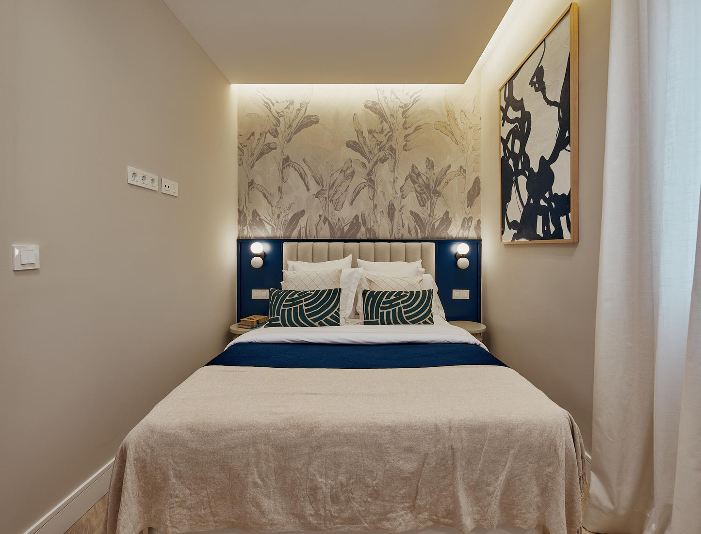 Piso de lujo en Madrid con diseño moderno en Calle General Diaz Porlier