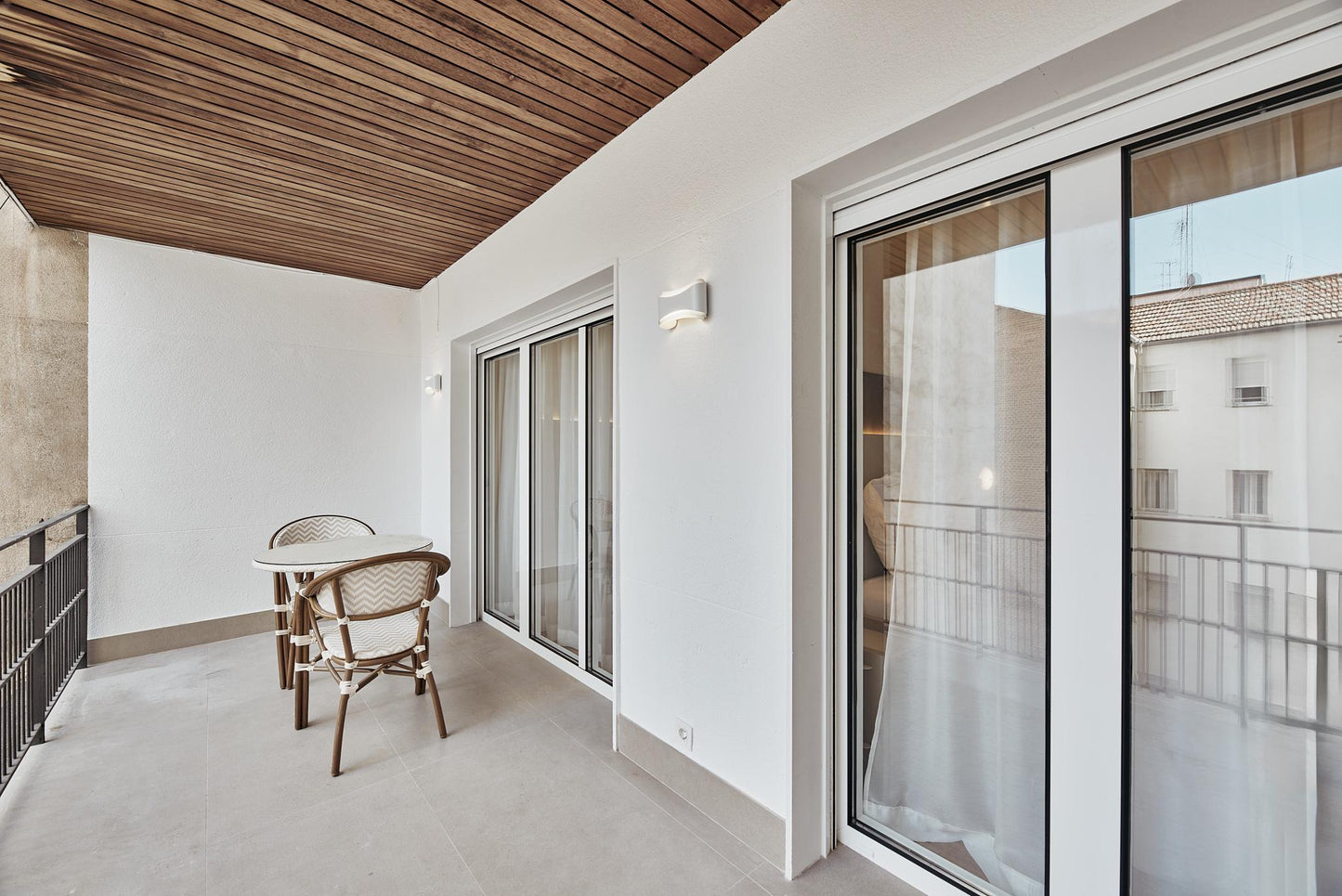 Piso de lujo en Madrid con terraza privada en Calle Montesa