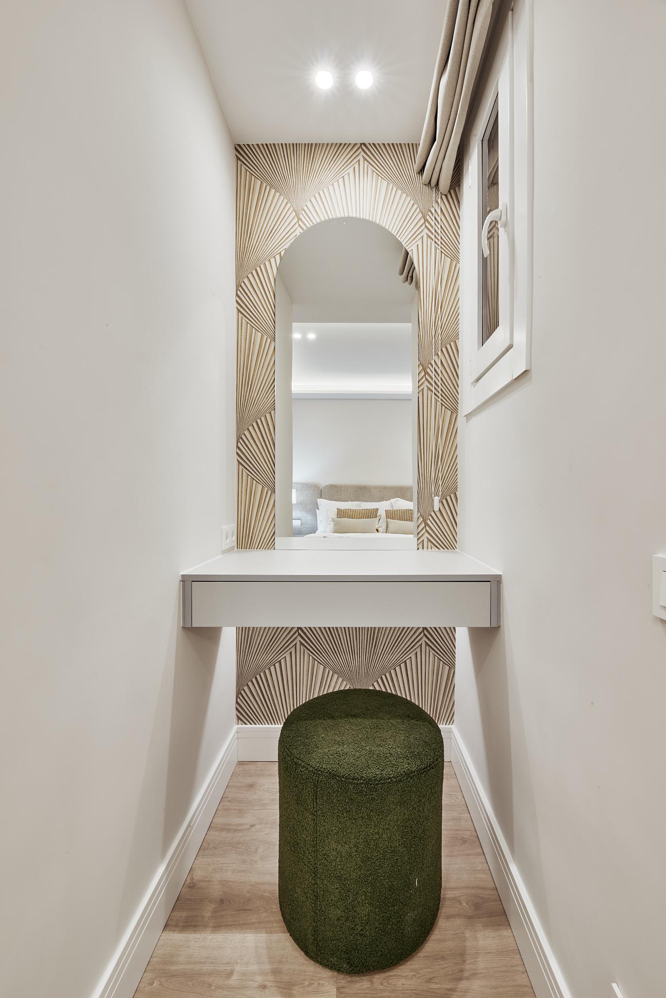 Piso de lujo en Madrid con balcones y diseño elegante en Calle Goya