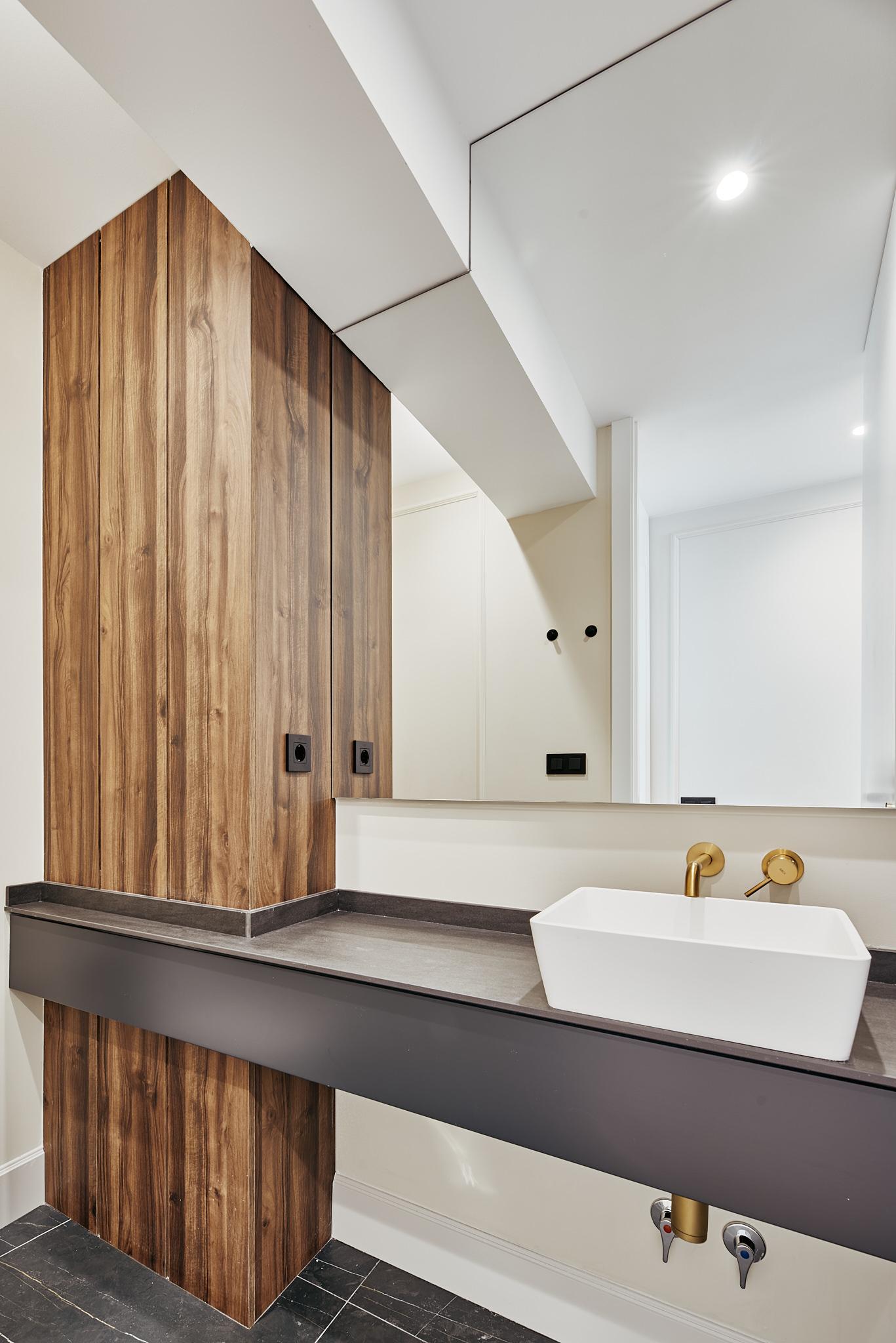 Piso de lujo en Madrid con terraza privada en Calle Alcántara