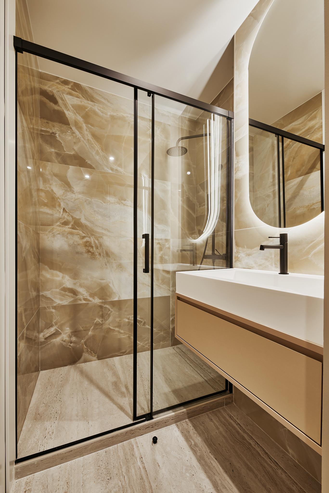 Piso de lujo en Madrid con interiorismo contemporáneo en Calle Alcántara