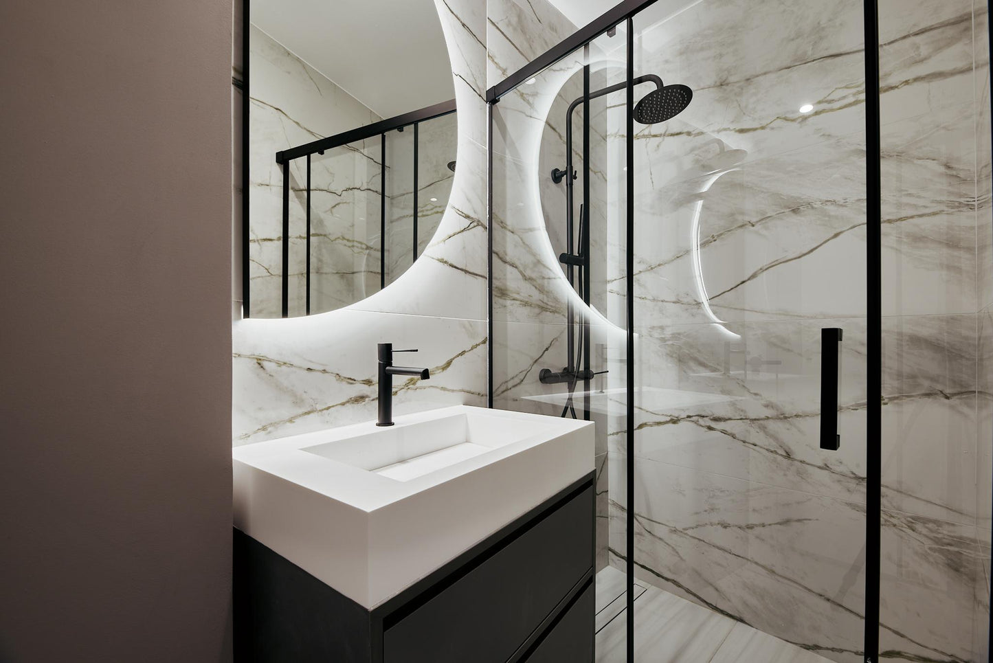 Piso de lujo en Madrid con interiorismo contemporáneo en Calle Alcántara