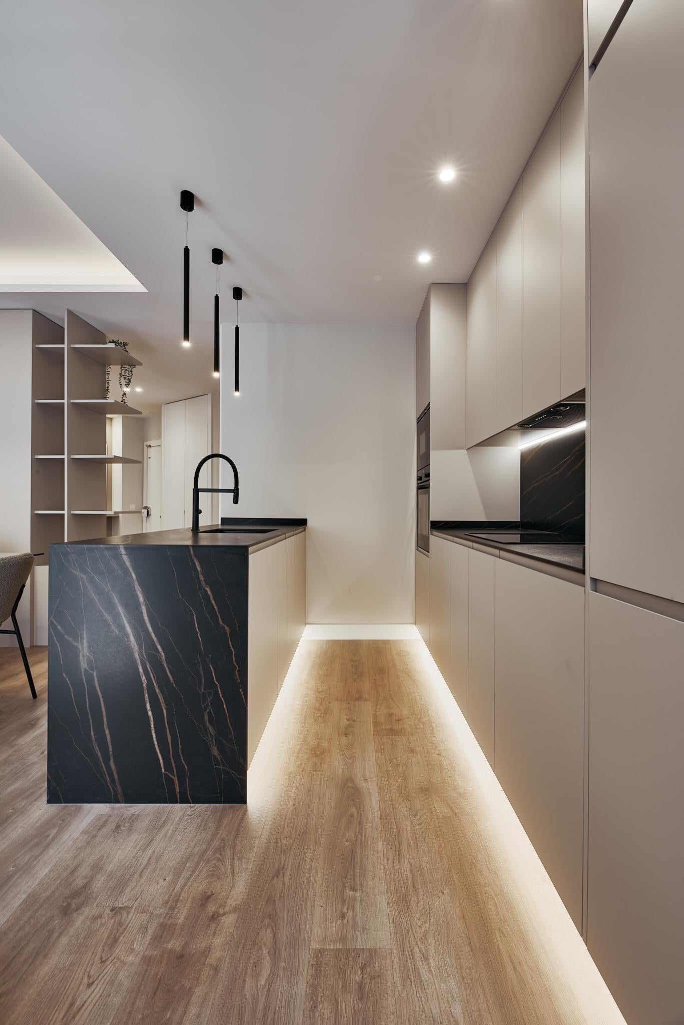 Piso de lujo en Madrid con interiorismo contemporáneo en Calle Alcántara