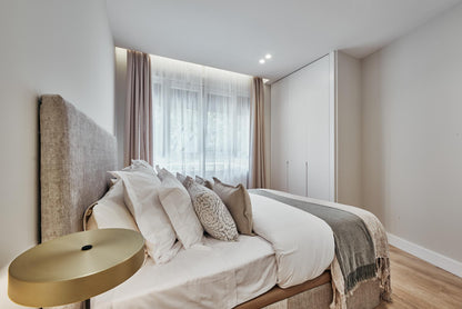 Piso de lujo en Madrid con interiorismo contemporáneo en Calle Alcántara