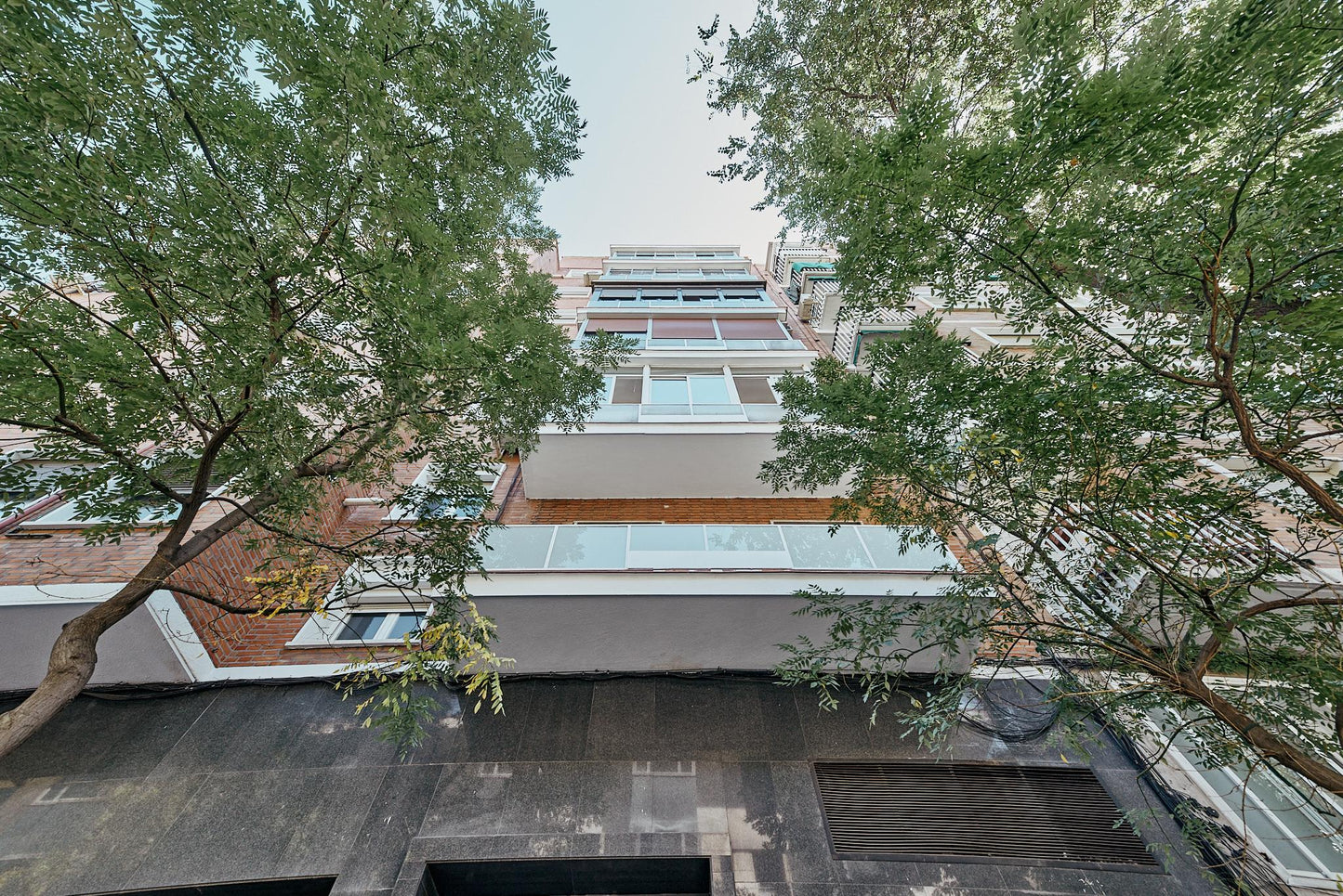 Piso de lujo en Madrid con interiorismo contemporáneo en Calle Alcántara