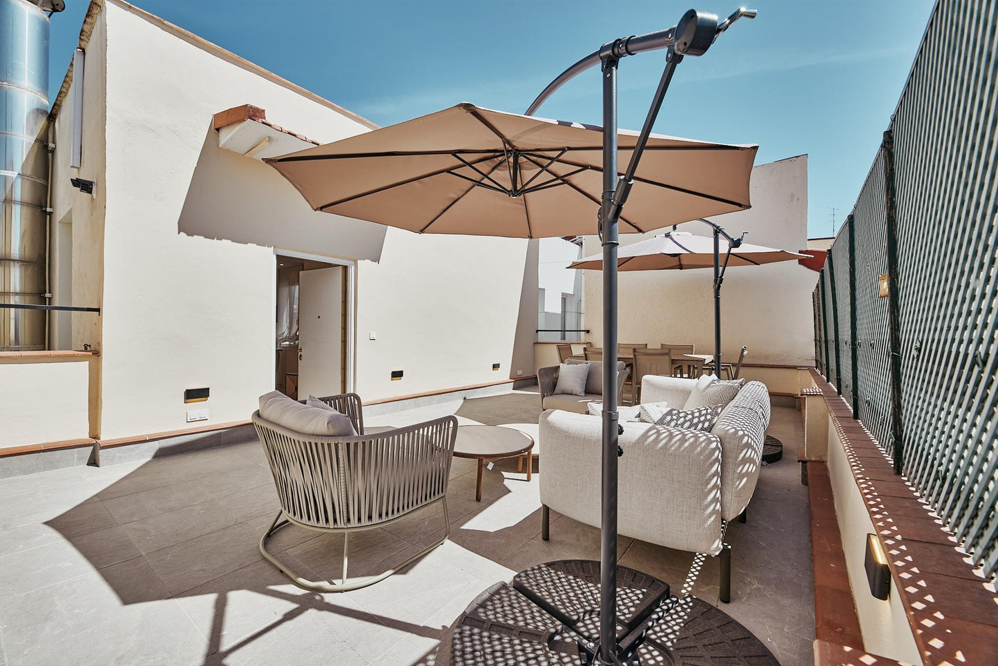 Ático de lujo en Madrid con terraza privada en Calle Espartinas