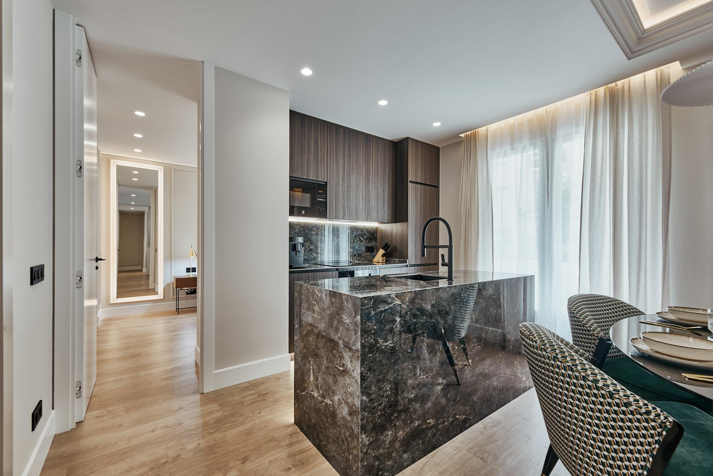 Piso de lujo en Madrid con terraza privada en Calle Velazquez