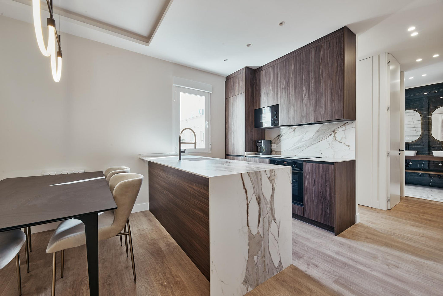 Piso de lujo en Madrid con diseño contemporáneo en Calle Lope de Rueda