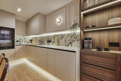 Piso de lujo en Madrid con diseño contemporáneo en Calle General Diaz Porlier