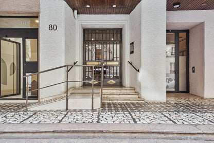 Piso de lujo en Madrid con diseño contemporáneo en Calle General Diaz Porlier