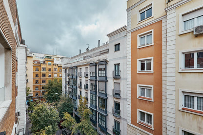 Piso de lujo en Madrid con terraza privada en Calle Príncipe de Asturias