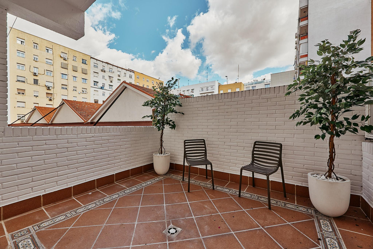 Piso de lujo en Madrid con tres terrazas privadas en calle Sainz de Baranda