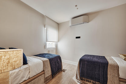 Piso de lujo en Madrid con diseño contemporáneo en calle Manuela Malasaña