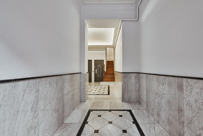 Piso de lujo en Madrid con diseño contemporáneo en calle Manuela Malasaña