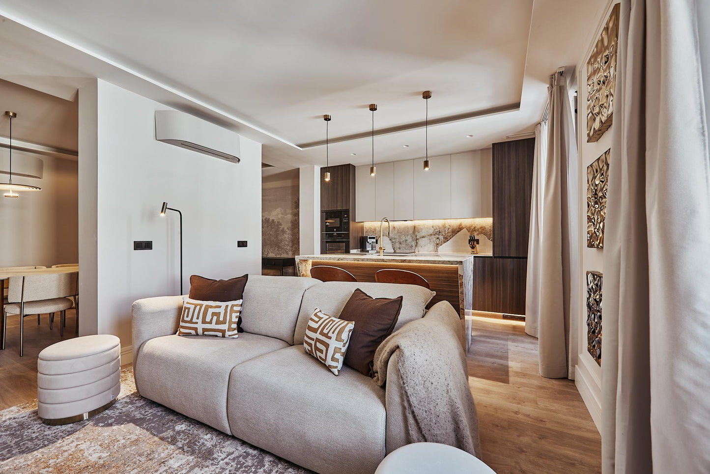 Piso de lujo en Madrid con diseño contemporáneo en calle Manuela Malasaña