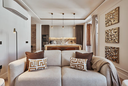 Piso de lujo en Madrid con diseño contemporáneo en calle Manuela Malasaña