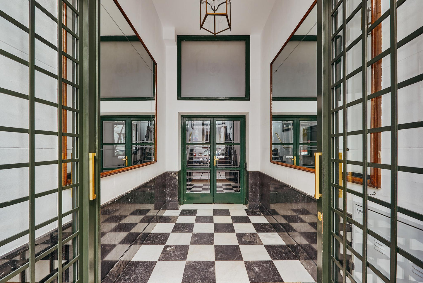 Piso de lujo en Madrid con diseño contemporáneo en calle Maldonado