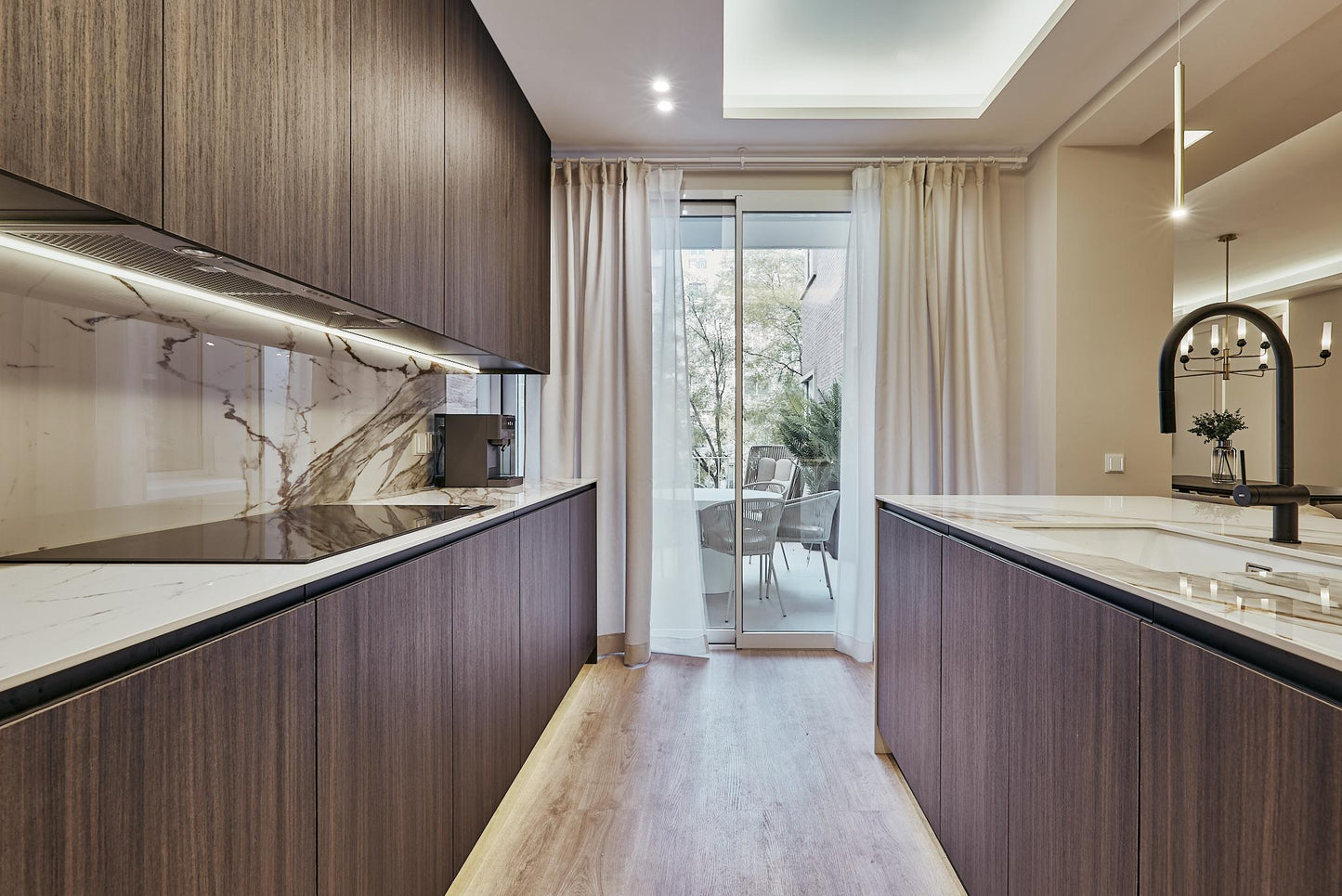 Piso de lujo en Madrid con terraza y diseño contemporáneo en la calle Ortega y Gasset