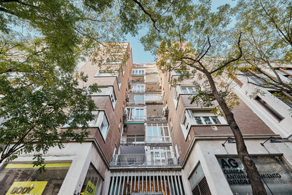 Piso de lujo en Madrid con terraza y diseño contemporáneo en la calle Ortega y Gasset