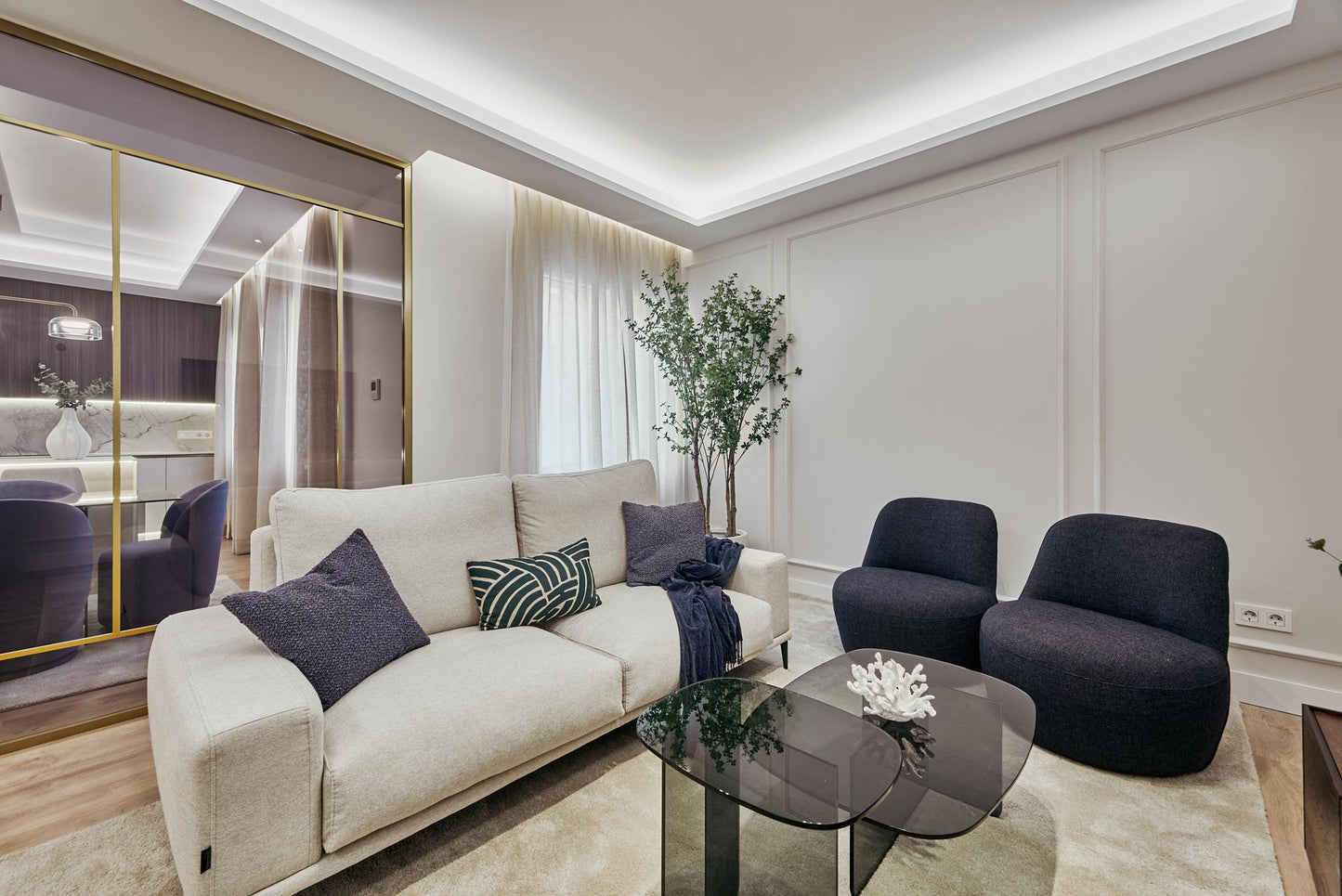 Piso de lujo en Madrid con diseño contemporáneo en Calle General Oráa