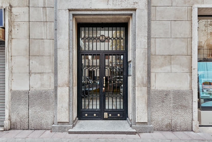 Piso de lujo en Madrid con diseño contemporáneo en Calle General Oráa