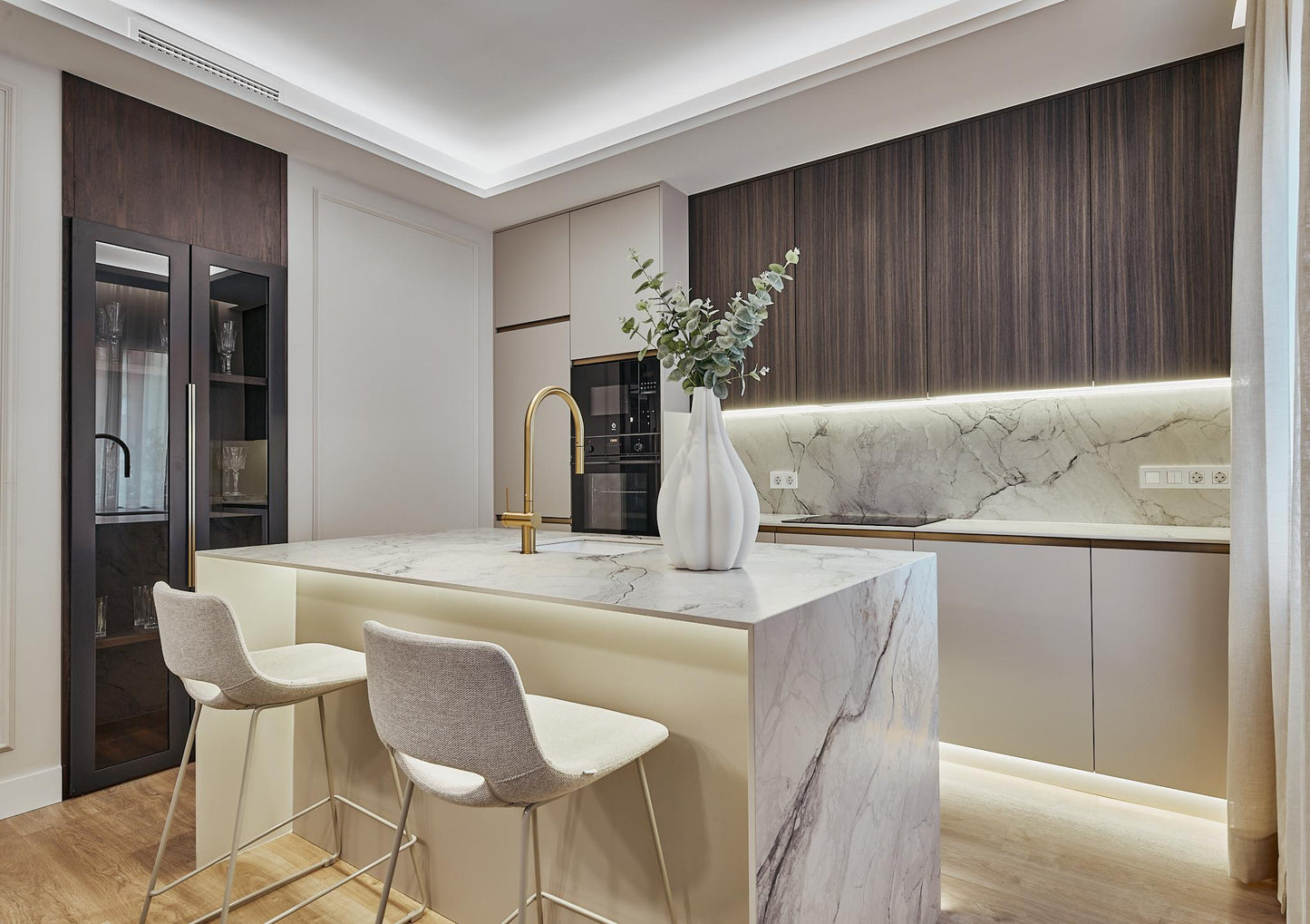 Piso de lujo en Madrid con diseño contemporáneo en Calle General Oráa