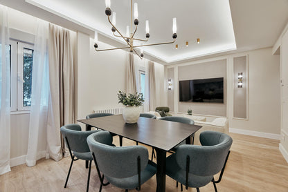 Piso de lujo en Madrid con encanto contemporáneo en Alcalde Sainz de Baranda