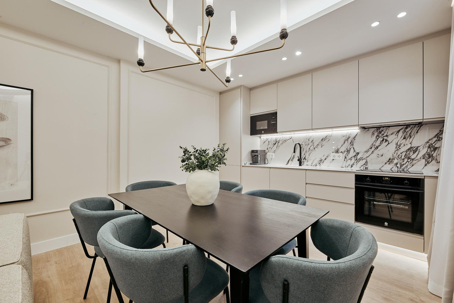 Piso de lujo en Madrid con encanto contemporáneo en Alcalde Sainz de Baranda