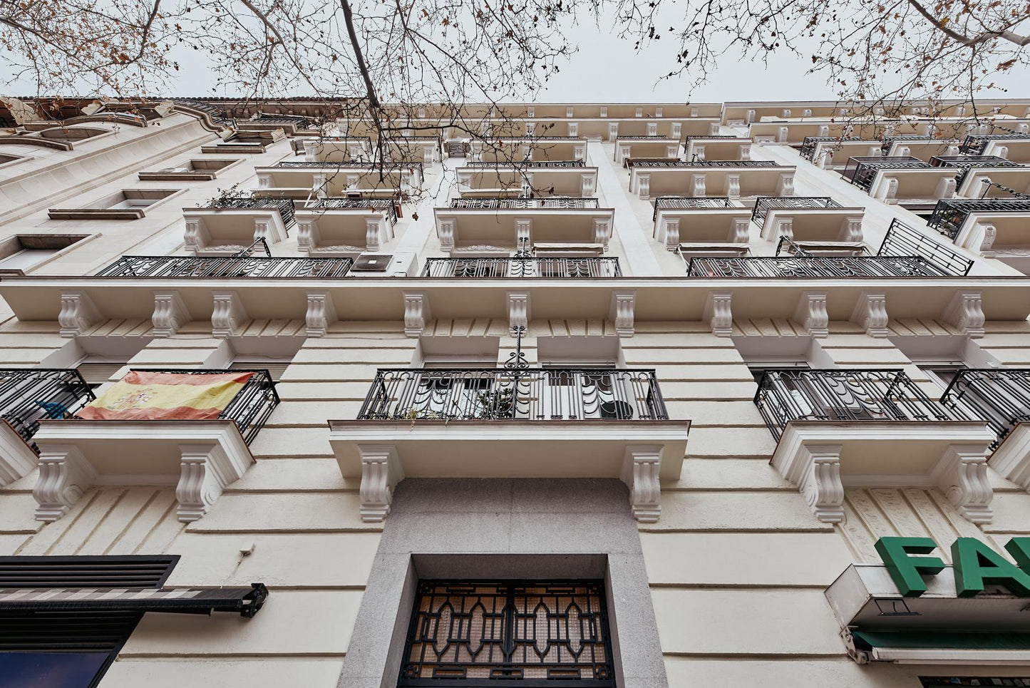 Piso de diseño en Madrid con interiorismo contemporáneo en la calle Príncipe de Vergara