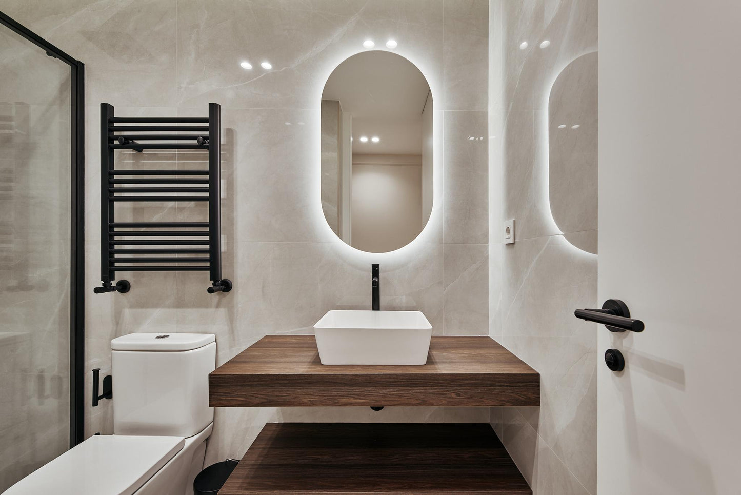 Piso de lujo en Madrid con jacuzzi y diseño sofisticado en Ortega y Gasset