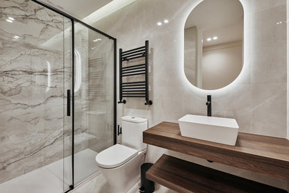 Piso de lujo en Madrid con jacuzzi y diseño sofisticado en Ortega y Gasset