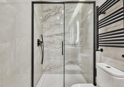 Piso de lujo en Madrid con jacuzzi y diseño sofisticado en Ortega y Gasset