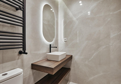 Piso de lujo en Madrid con jacuzzi y diseño sofisticado en Ortega y Gasset