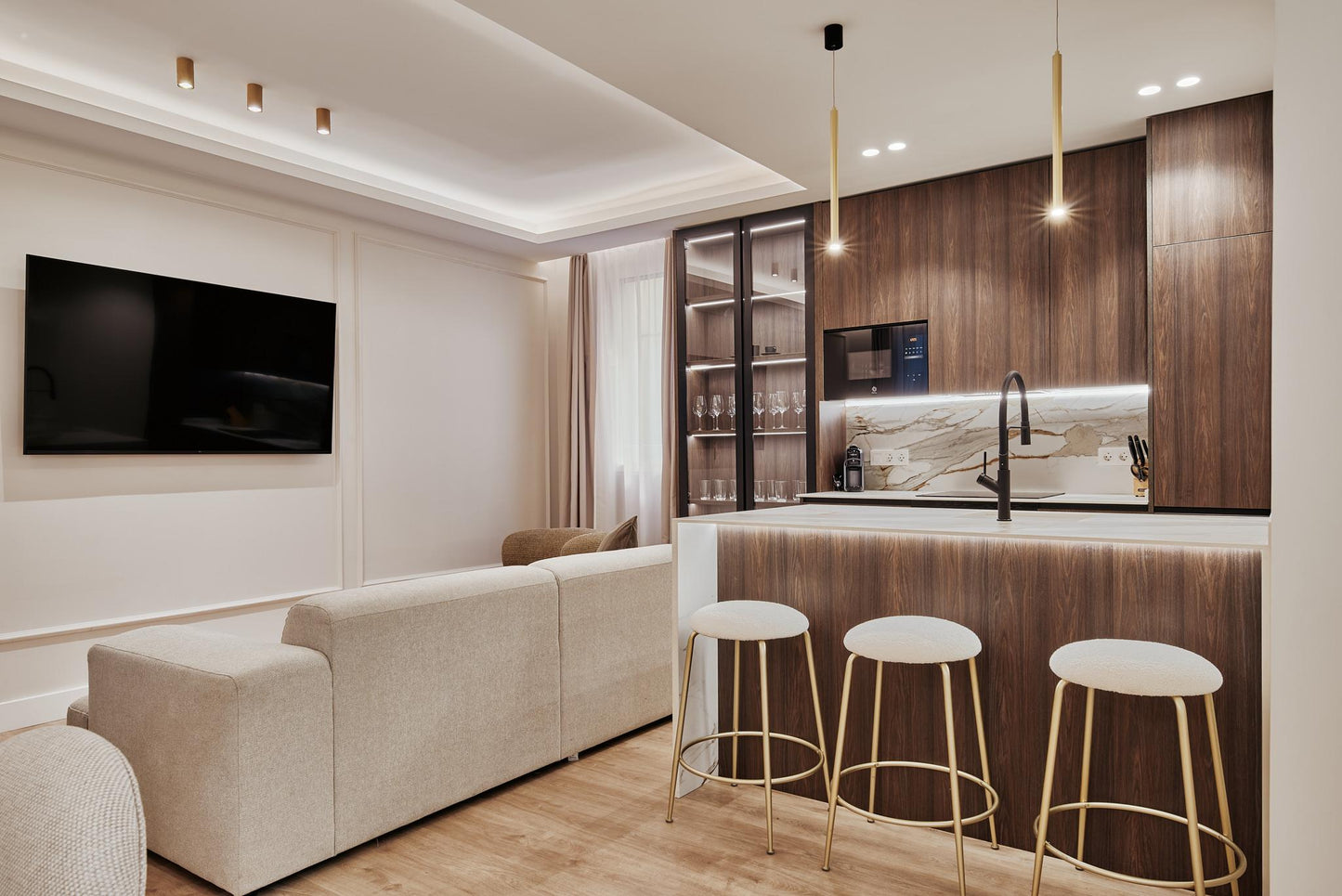 Piso de lujo en Madrid con jacuzzi y diseño sofisticado en Ortega y Gasset