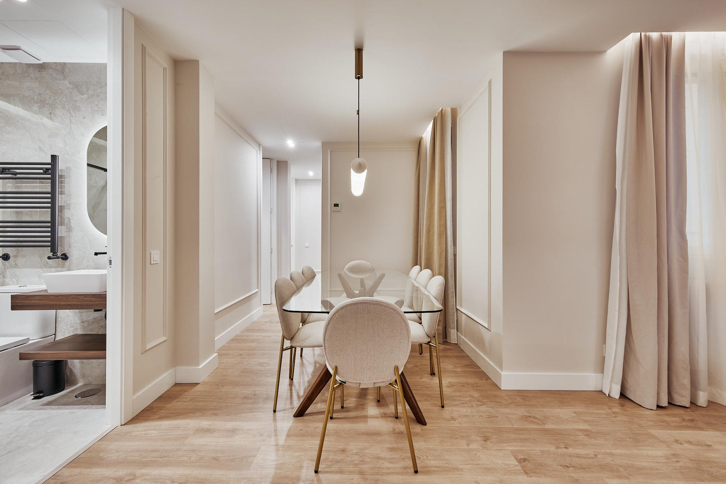 Piso de lujo en Madrid con jacuzzi y diseño sofisticado en Ortega y Gasset