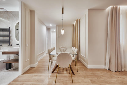 Piso de lujo en Madrid con jacuzzi y diseño sofisticado en Ortega y Gasset