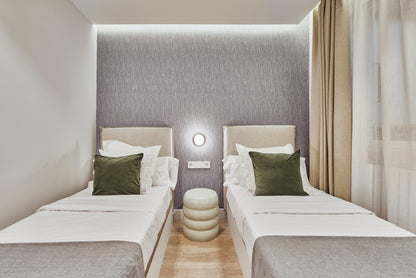 Piso de lujo en Madrid con jacuzzi y diseño sofisticado en Ortega y Gasset