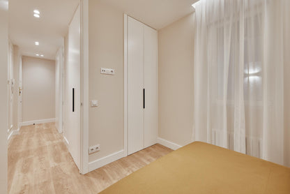 Piso de diseño en Madrid con terraza privada en la calle Españoleto