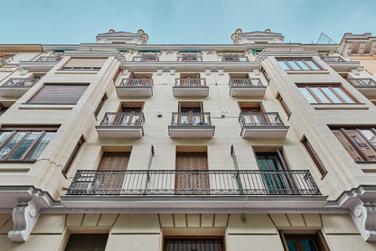Piso de diseño en Madrid con terraza privada en la calle Españoleto