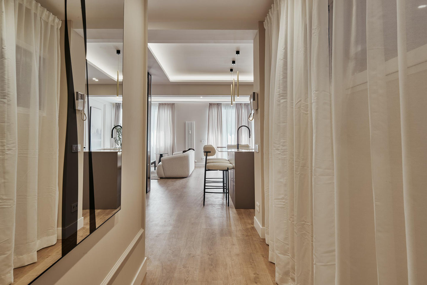 Piso de diseño en Madrid con terraza y diseño contemporáneo en la calle Ayala