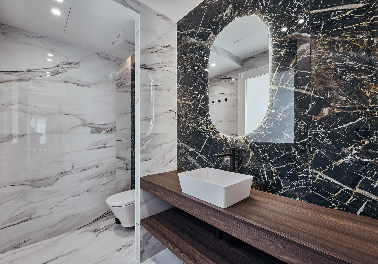 Piso de lujo en Madrid con balcón y gran amplitud en la calle Núñez de Balboa