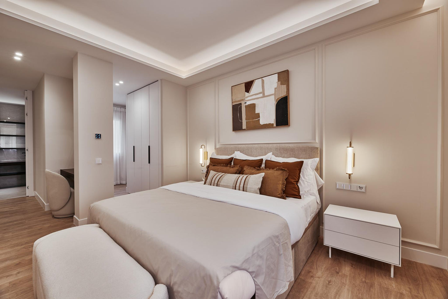 Piso de lujo en Madrid con balcón y gran amplitud en la calle Núñez de Balboa