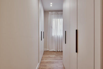 Piso de lujo en Madrid con balcón y gran amplitud en la calle Núñez de Balboa