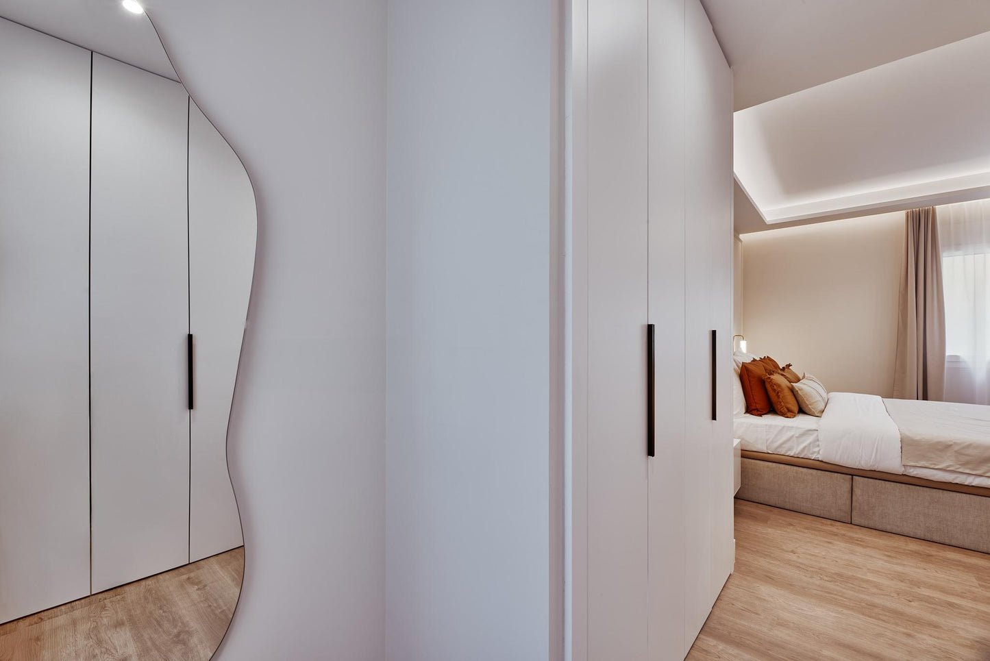 Piso de lujo en Madrid con balcón y gran amplitud en la calle Núñez de Balboa