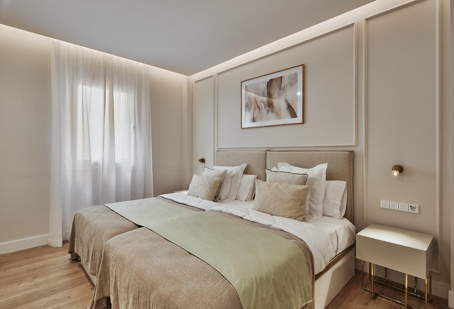 Piso de lujo en Madrid con balcón y gran amplitud en la calle Núñez de Balboa