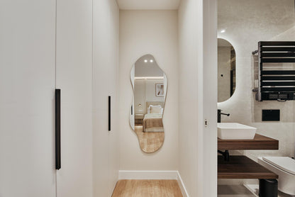 Piso de lujo en Madrid con balcón y gran amplitud en la calle Núñez de Balboa