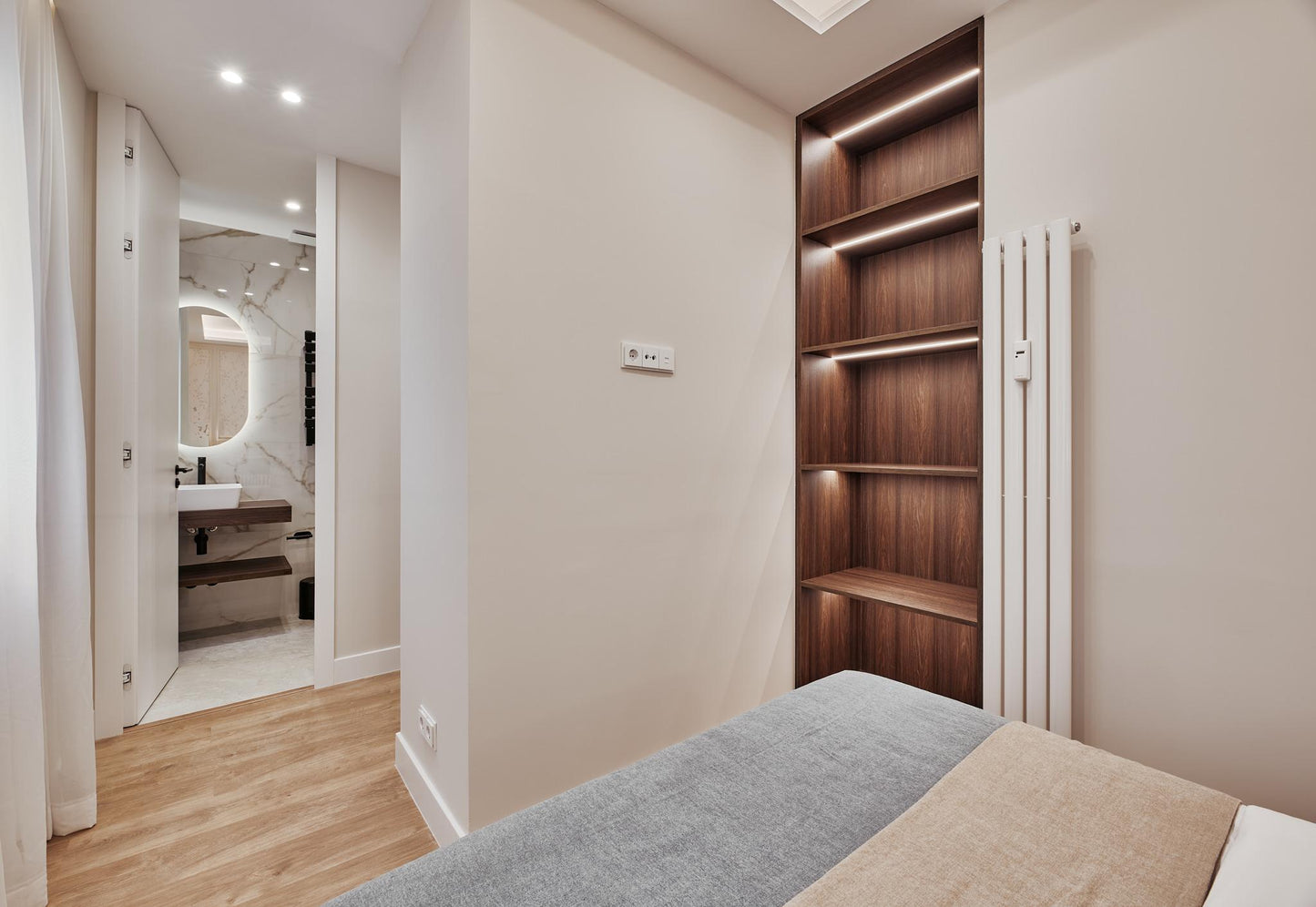 Piso de lujo en Madrid con balcón y gran amplitud en la calle Núñez de Balboa